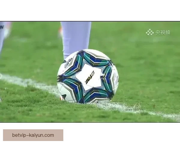 亚运会足球赛精彩回顾：历史瞬间见证传奇球员的巅峰对决，表现亮眼