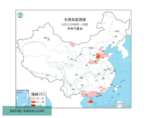 新赛季足球风云渐起，各队备战状态相继展现