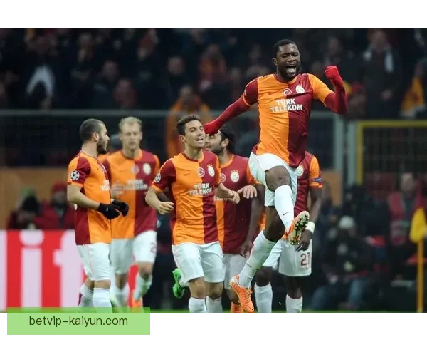 加拉塔萨雷锋线持续提升，近期表现稳健，展现强大攻击力