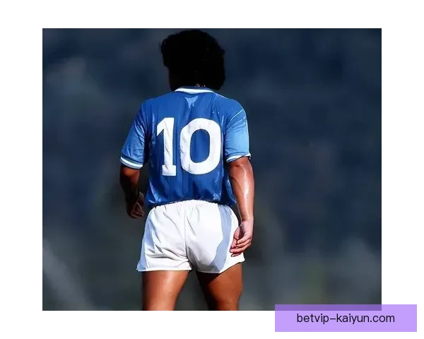 马尔蒂尼防守风格分析：技术与战术的完美结合